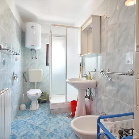 Appartement Dario 1 *